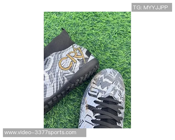 足球鞋是否适合跑步探讨运动鞋选择的科学与实用性分析